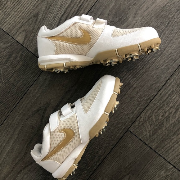 Traction at contact Nike Velcro sneakers - Picture 2 of 10